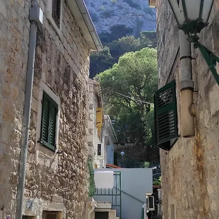 With Parking Space - 21053 *