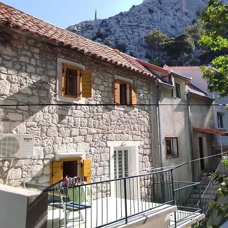 With Parking Space - 21053 *