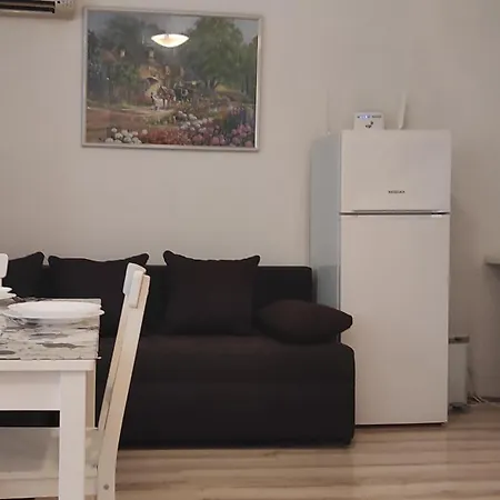 With Parking Space - 21053 아파트